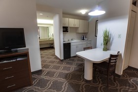 Ashmore Inn and Suites