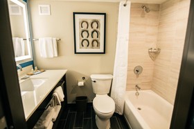 DoubleTree by Hilton Lubbock University Area