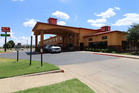 Econo Lodge I-27