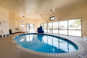 Econo Lodge I-27