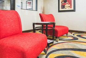 Holiday Inn Express & Suites South