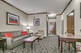 Holiday Inn Express & Suites South