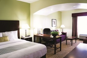 La Quinta Inn And Suites by Wyndham Lubbock North