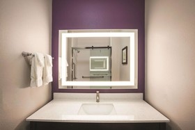 La Quinta Inn & Suites by Wyndham Lubbock South