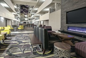 La Quinta Inn & Suites by Wyndham Lubbock West Medical Centr