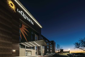 La Quinta Inn & Suites by Wyndham Lubbock West Medical Centr