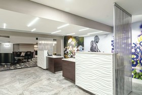 La Quinta Inn & Suites by Wyndham Lubbock West Medical Centr