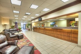 MCM Eleganté Hotel & Suites