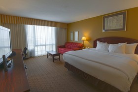 MCM Eleganté Hotel & Suites