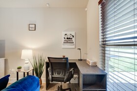 Milano Lodge - Cozy Retreat