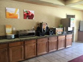 Comfort Inn & Suites