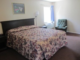 Super 8 by Wyndham Lubbock Civic Center North