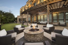Courtyard Lufkin
