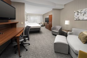Courtyard Lufkin