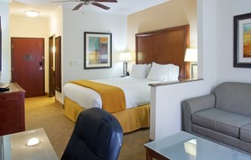 Holiday Inn Express & Suites Lufkin South