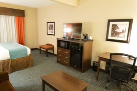 Best Western Plus Longhorn Inn & Suites