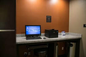 Best Western Plus Longhorn Inn & Suites