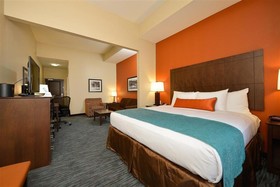 Best Western Plus Longhorn Inn & Suites