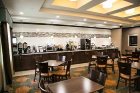 Best Western Plus Longhorn Inn & Suites