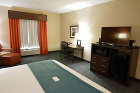Best Western Plus Longhorn Inn & Suites