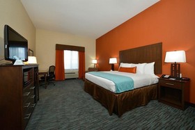 Best Western Plus Longhorn Inn & Suites