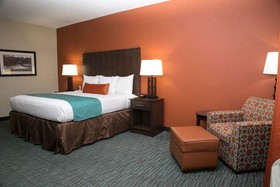Best Western Plus Longhorn Inn & Suites