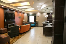 Best Western Plus Longhorn Inn & Suites
