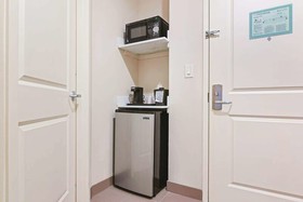 La Quinta Inn & Suites by Wyndham Luling