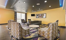 La Quinta Inn & Suites by Wyndham Luling