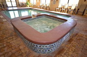 Best Western Plus Lytle Inn & Suites