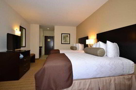 Best Western Plus Lytle Inn & Suites