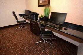 Best Western Plus Lytle Inn & Suites