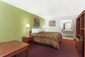 Days Inn by Wyndham San Antonio Lytle