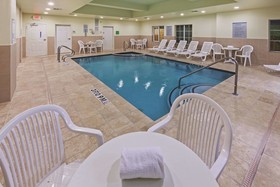 La Quinta Inn & Suites by Wyndham Houston - Magnolia
