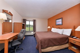 Red Roof Inn & Suites Austin East-Manor