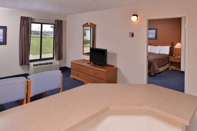 Red Roof Inn & Suites Austin East-Manor