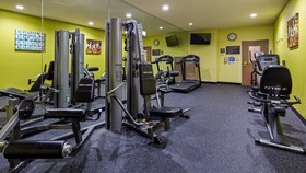 Best Western Plus Mansfield Inn & Suites