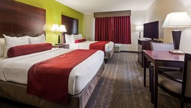 Best Western Plus Mansfield Inn & Suites
