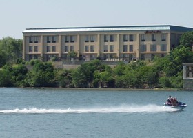 Hidden Falls Inn at Lake Marble Falls