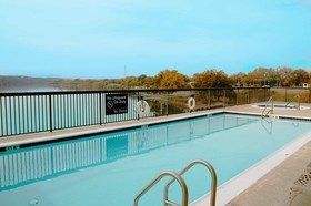Hidden Falls Inn at Lake Marble Falls
