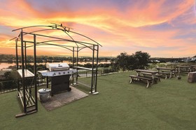 La Quinta Inn & Suites by Wyndham Marble Falls