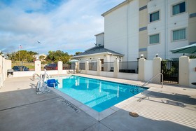 Motel 6 Marble Falls