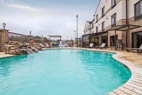 Comfort Suites Marshall