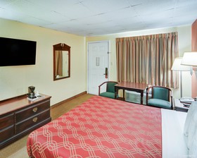 Econo Lodge Marshall