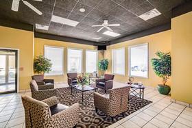 Clarion Pointe Marshall
