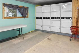 Mathis Motel & RV Park