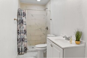 Mathis Motel & RV Park
