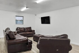 Mathis Motel & RV Park