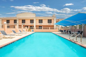 Days Inn by Wyndham McAllen