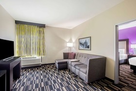 La Quinta Inn & Suites by Wyndham McAllen Convention Center
